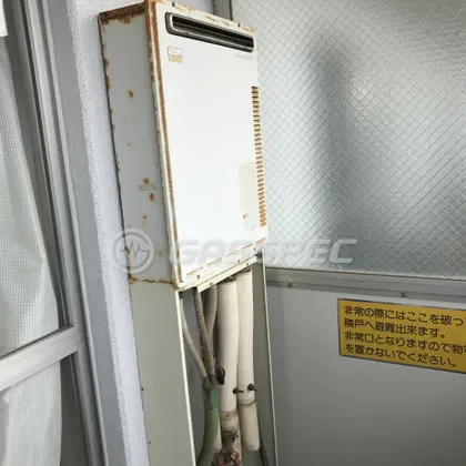 施工前の給湯器（KG-816RFW-SA）