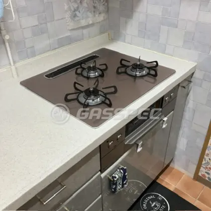 施工後のビルトインガスコンロ（パロマ PD-893WS-U60GP）