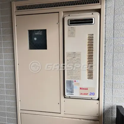 施工前の給湯器（RUF-S2003SAW）