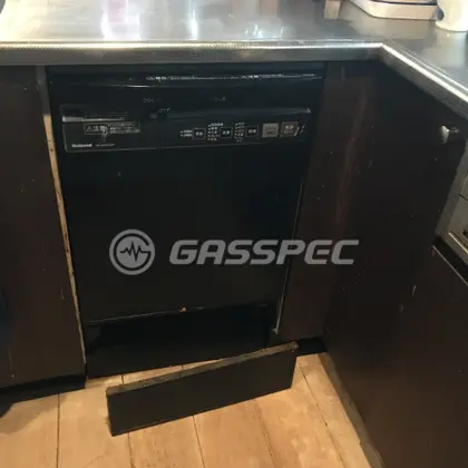 施工前のビルトイン食洗機（NP-P45FD1P）