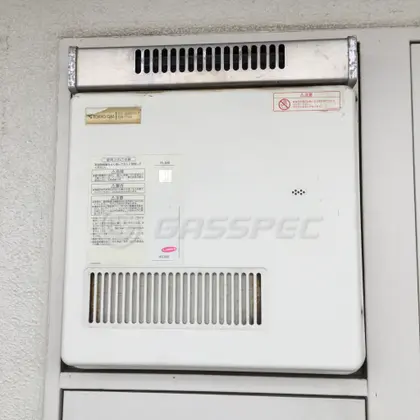 施工前の給湯器（OUR-16PS）