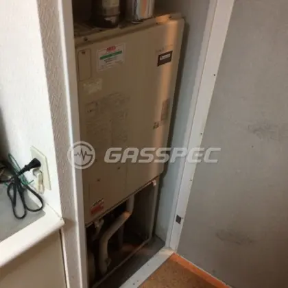 施工前の給湯器（AT-246FSA-AQ）