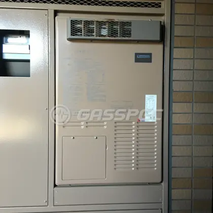 施工前の暖房熱源機（AT-4299ARSAW3Q-G）