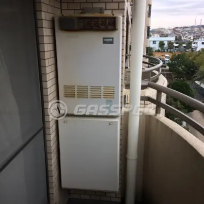 施工前の暖房熱源機（AT-245RA-S-G）