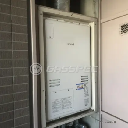 施工後の暖房熱源機（リンナイ RUFH-A2400AU2-3(A)）