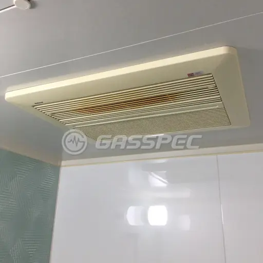 交換前の浴室乾燥機（ナショナル（松下） ABD-28KED）