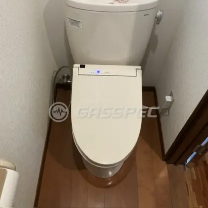 施工後の便座（TOTO TCF6543#SC1）