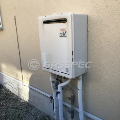 施工前の給湯器（RUF-A2400SAW）