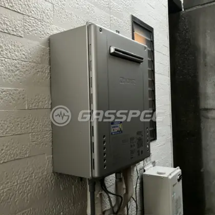 施工後の給湯器（ノーリツ GT-C2072SAW BL）