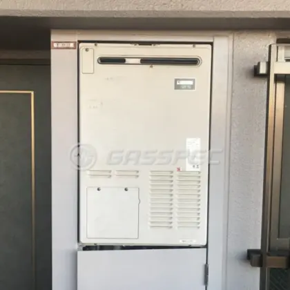 施工前の暖房熱源機（AD-2899ARQ）