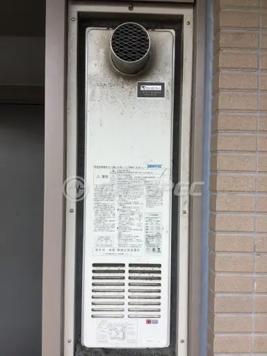 施工前の暖房熱源機（AT-4201ACSSW6Q-C）