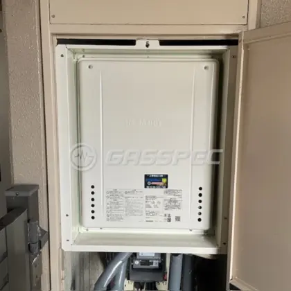 施工後の給湯器（ノーリツ GT-2470SAW-H BL）