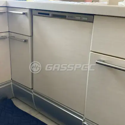施工前のビルトイン食洗機（NP-P45MD2WTM）