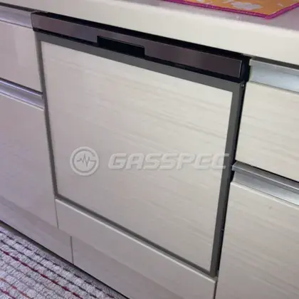 施工後のビルトイン食洗機（パナソニック NP-45BS1S）