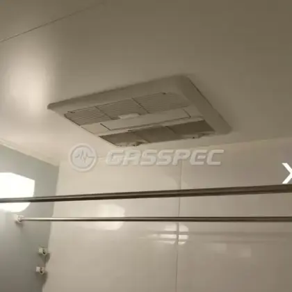 施工前の浴室乾燥機（BBD-3304ACSKJ3M）