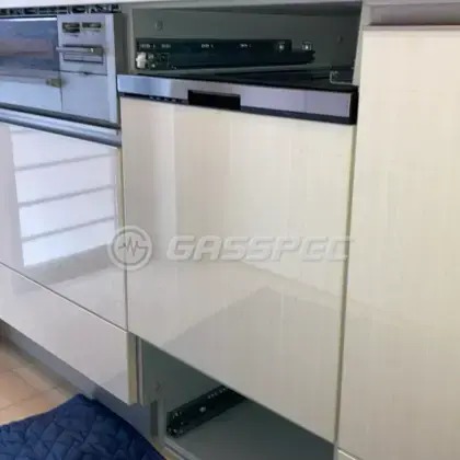 施工後のビルトイン食洗機（パナソニック NP-45BS1W）