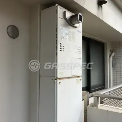 施工前の暖房熱源機（GTH-C2439WAX3H-T）