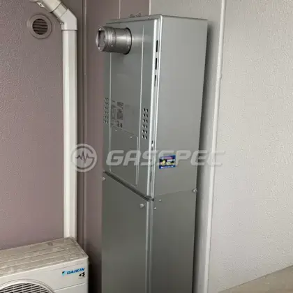 施工後の暖房熱源機（ノーリツ GTH-C2470AW3H-T BL）