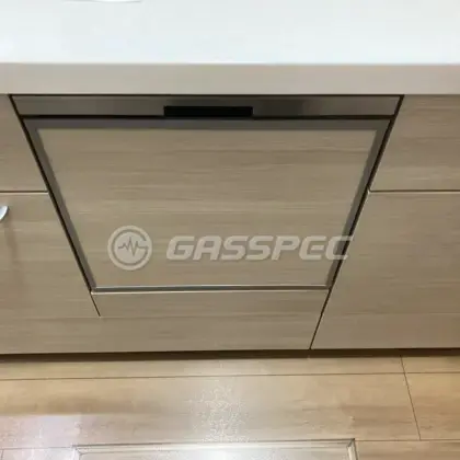 施工後のビルトイン食洗機（パナソニック NP-45BS1S）