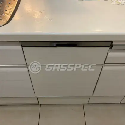 施工後のビルトイン食洗機（パナソニック NP-45BD1W）