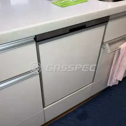 施工後のビルトイン食洗機（パナソニック NP-45BD1S）