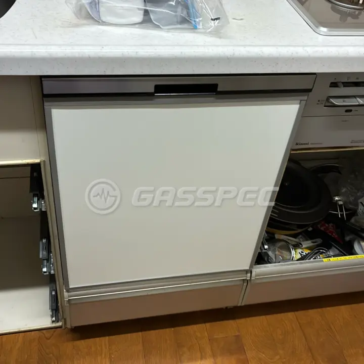 交換後のビルトイン食洗機（パナソニック NP-45BD1S）