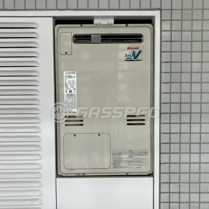 施工前の暖房熱源機（RUFH-V2403AW2-3）