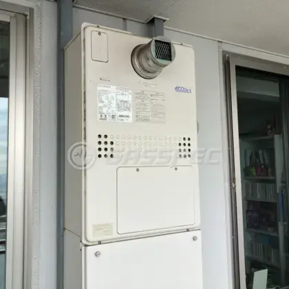 施工前の暖房熱源機（GTH-C2448AW3H-T）
