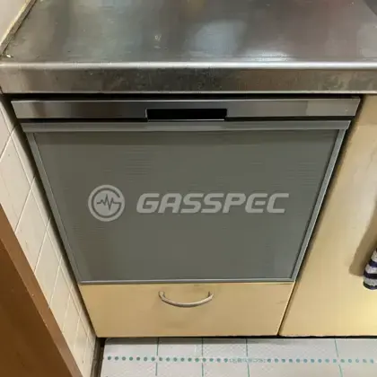 施工後のビルトイン食洗機（パナソニック NP-45BS1S）