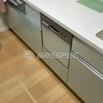 施工前のビルトイン食洗機（RKW-403C）