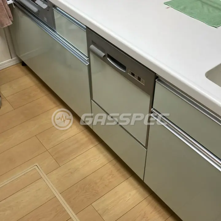 交換前のビルトイン食洗機（リンナイ RKW-403C）