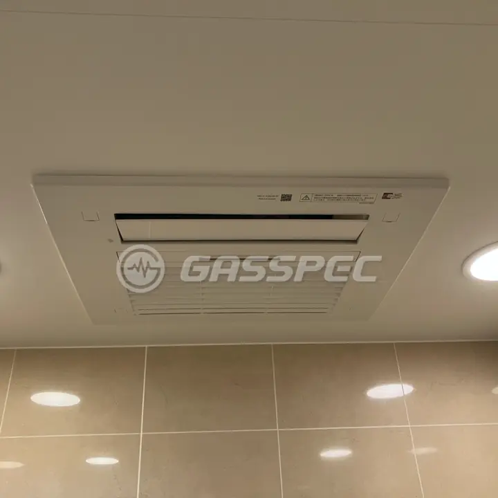 交換後の浴室乾燥機（リンナイ RBH-C4102K3P）