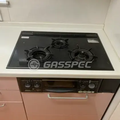 施工前のビルトインガスコンロ（RBG-N71J4G）