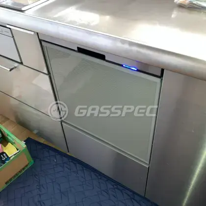 施工後のビルトイン食洗機（パナソニック NP-45BS1S）