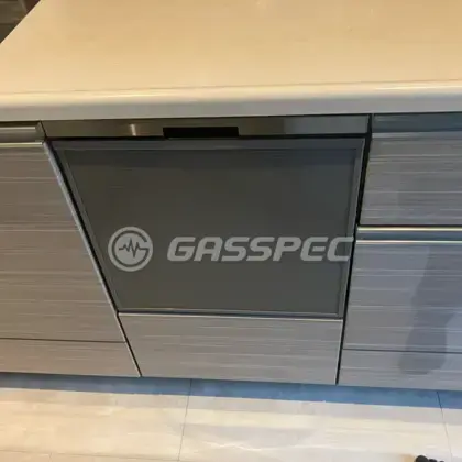 施工後のビルトイン食洗機（パナソニック NP-45BS1S）