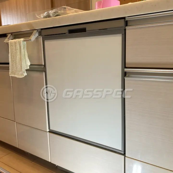 交換後のビルトイン食洗機（パナソニック NP-45CD1S）