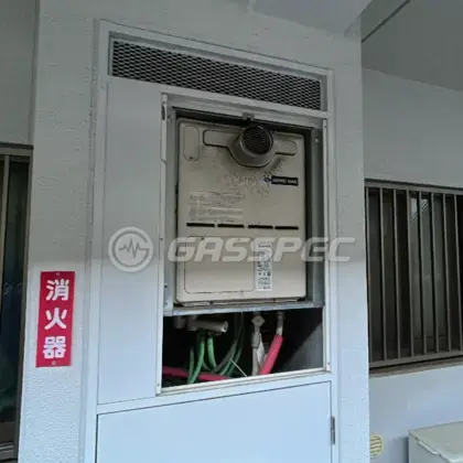 施工前の暖房熱源機（RUFH-VD2401SAT2-3）