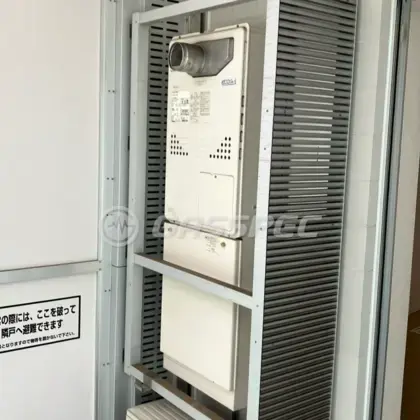 施工前の暖房熱源機（GTH-C2436AWX6H-T）