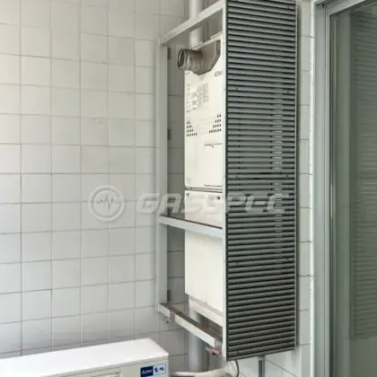 施工前の暖房熱源機（GTH-C2436AWX6H-T）