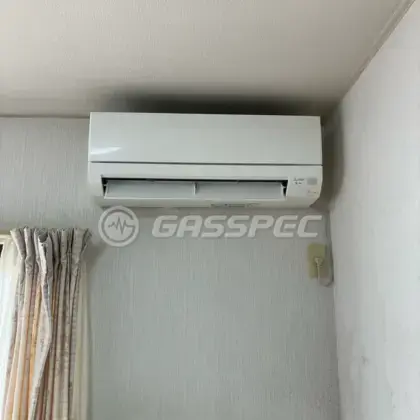 施工後のエアコン（三菱 MSZ-GV2226-W）
