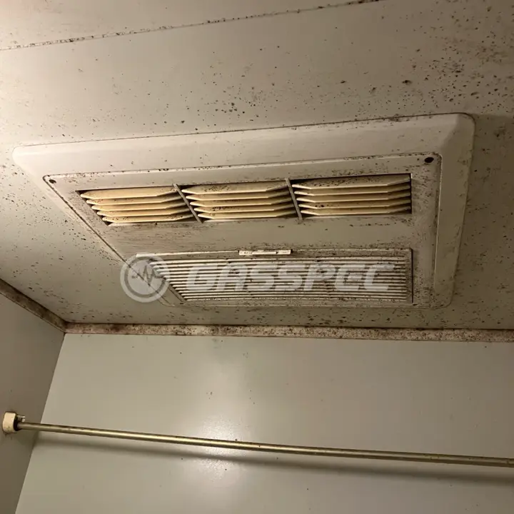 交換前の浴室乾燥機（大阪ガス 49-946）