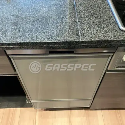 施工後のビルトイン食洗機（パナソニック NP-45BD1S）