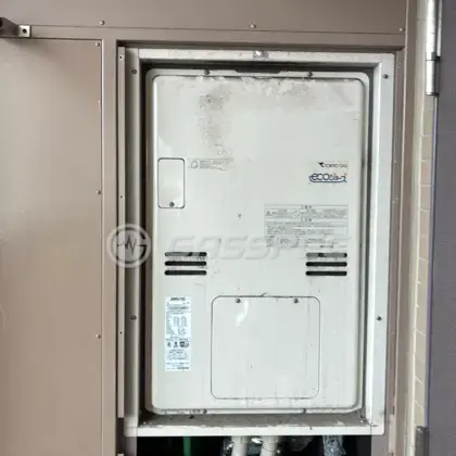 施工前の暖房熱源機（RUFH-K2402AU2-6）