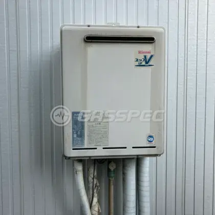 施工前の給湯器（RUF-A2800SAW）
