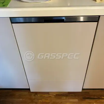 施工後のビルトイン食洗機（パナソニック NP-45BD1W）