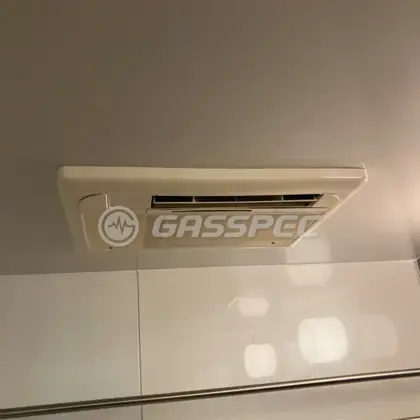 施工前の浴室乾燥機（FD2811J3）