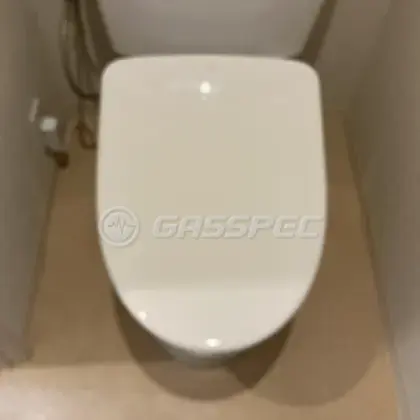 施工後の便座（TOTO TCF4714#NW1）