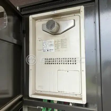 施工前の暖房熱源機（GTH-2444AWX3H-T）