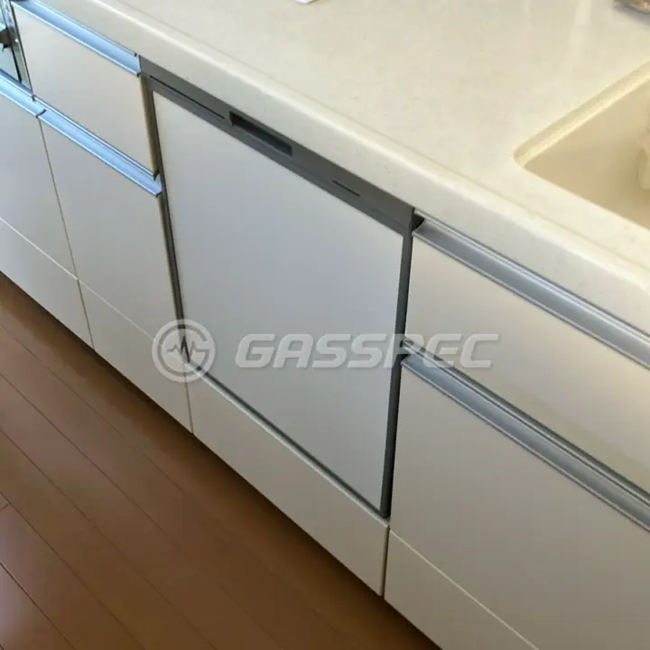交換後のビルトイン食洗機（パナソニック NP-45CD1S）