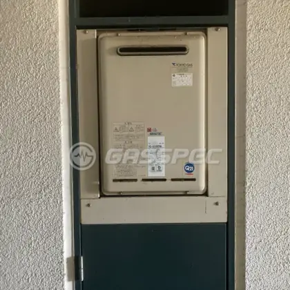 施工前の給湯器（RUX-V1613W）